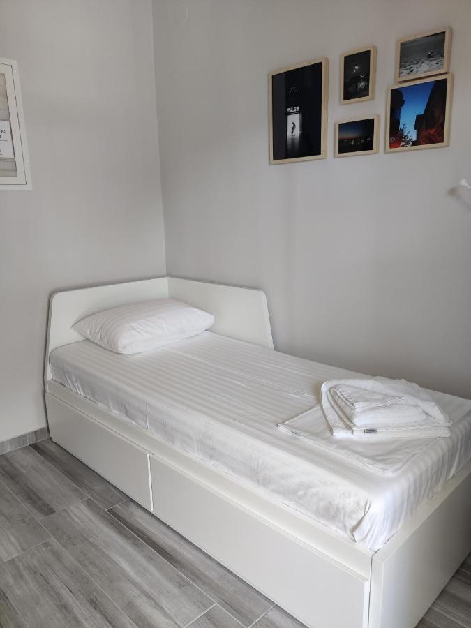 Eva Beach Studio Néa Péramos Eksteriør billede